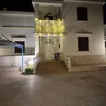 Lucia Capri * Leporano